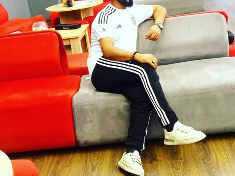 Mühafizəçi işi axtarıram