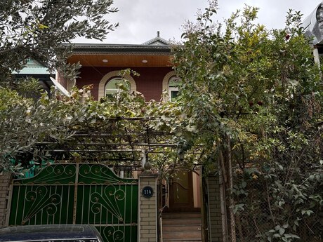 Həyət evi, Qaraçuxur qəs.