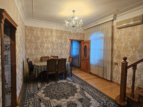 M.Ə.Rəsulzadədə 6 otaqlı həyət evi satılır, 255 m², 245 000 AZN, şəkil 2 / 12