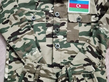 Hərbi geyim dəsti