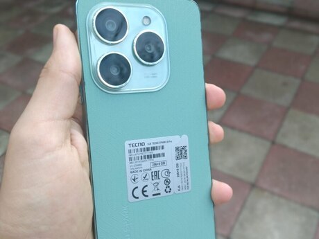 Tecno Spark 20 Pro Magic Skin 2.0 Green 256GB/16GB Tecno Spark 20 Pro Magic Skin 2.0 Green 256GB/16GB