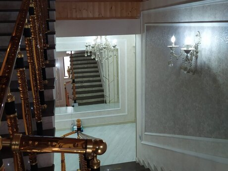 Mərdəkanda 7 otaqlı həyət evi satılır, 360 m², 850 000 AZN, şəkil 5 / 12