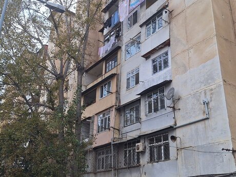 Əhmədlidə 3 otaqlı köhnə tikili mənzil satılır, 96 m², 172 000 AZN, şəkil 3 / 12