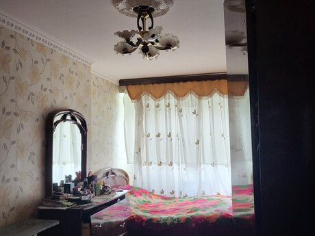 Biləcəridə 4 otaqlı köhnə tikili mənzil satılır, 80 m², 156 000 AZN, şəkil 5 / 9
