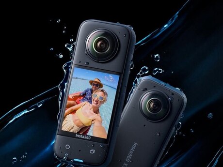 Insta 360 X5 Essentials Bundle