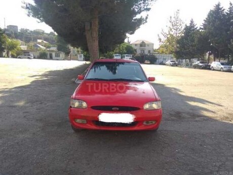 Ford Escort 1998 il ehtiyat hissələri
