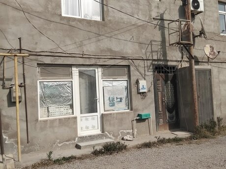 4 otaqlı ev, 220 m², Qobu, 53 000 AZN