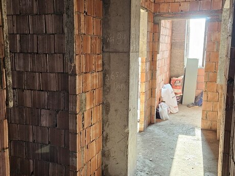Dədə Qorqudda 3 otaqlı yeni tikili mənzil satılır, 72 m², 44 800 AZN, şəkil 4 / 7