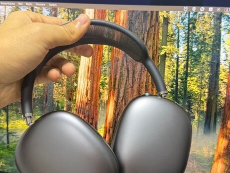 Apple AirPods Max Space Gray