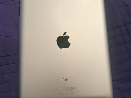 Apple iPad A1430-32GB