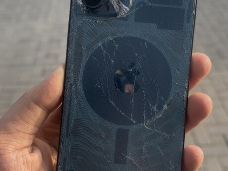 Apple iPhone 12 Pro Max arxa şüşəsinin dəyişdirilməsi