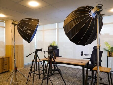 Foto-video studiyaların, youtube, podcast setlərinin qurulması