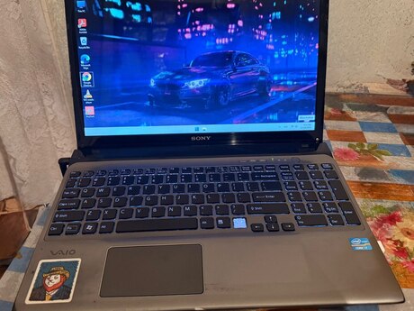 Sony VAIO SVE1511, i7-3612QM, 8GB RAM, SSD