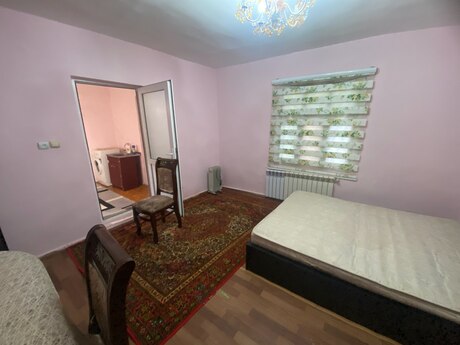 Səbaildə 1 otaqlı həyət evi kirayə verilir, 40 m², 350 AZN/ay, şəkil 2 / 4