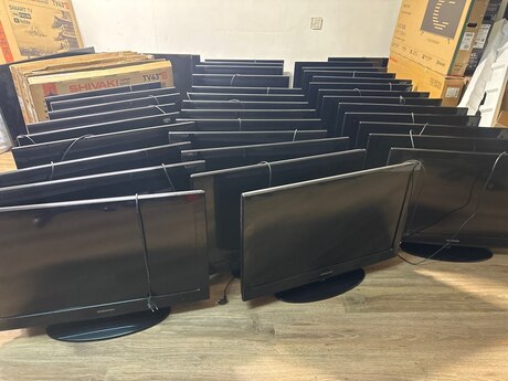 Televizor Samsung 82 sm