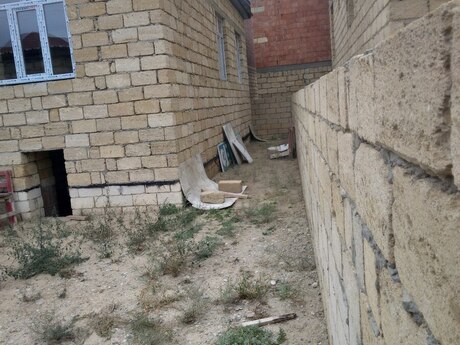 Sarayda 4 otaqlı həyət evi satılır, 100 m², 53 000 AZN, şəkil 2 / 12