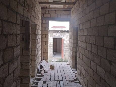 Sarayda 4 otaqlı həyət evi satılır, 100 m², 53 000 AZN, şəkil 5 / 12