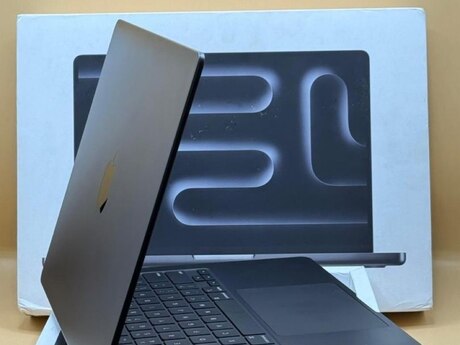 Apple MacBook Pro 14'inch M4 Pro Apple MacBook Pro 14'inch M4 Pro