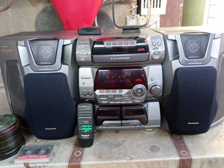 Musiqi mərkəzi Panasonic SA-AK50