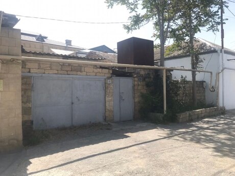 3 otaq · 70 m² · 1/1 mərtəbə, M.Ə.Rəsulzadə