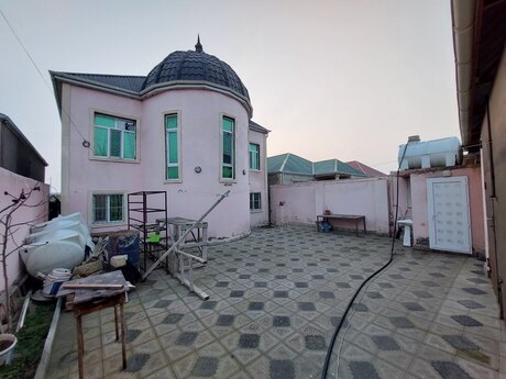 6 otaq · 300 m²