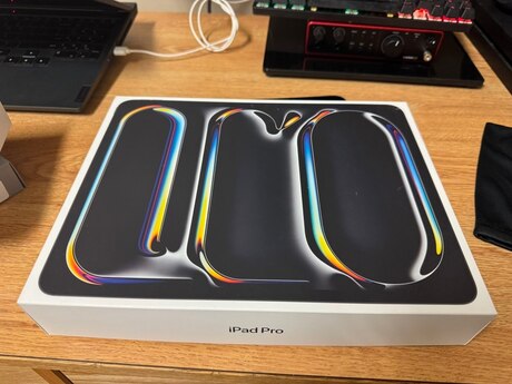 Apple iPad Pro 13 inch M4 2TB Wi-Fi 