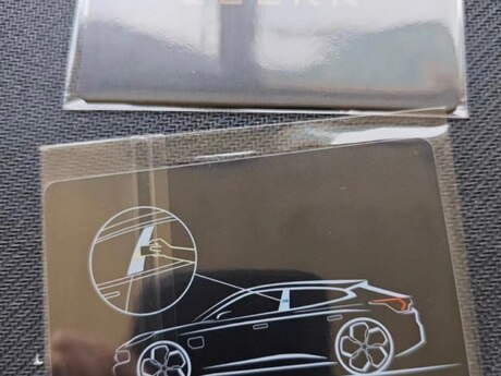 Zeekr kart açarı