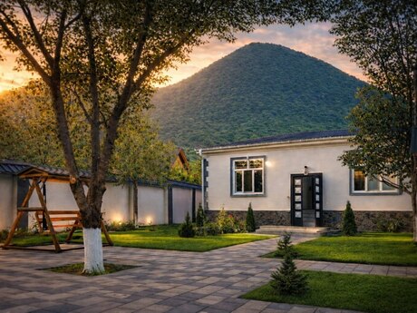 Villa kirayə verilir, Qəbələ ş. Villa kirayə verilir, Qəbələ ş.