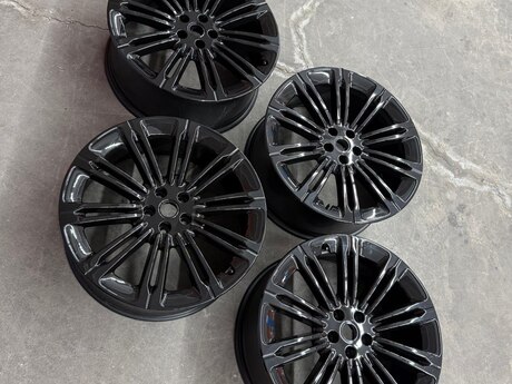 Range Rover Vogue 2024 diskləri R23
