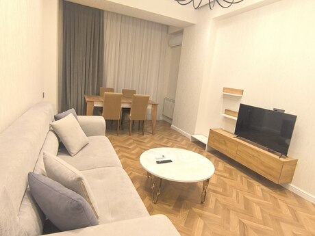 2-otaqlı yeni tikili kirayə verilir, Nəsimi r., 75 m² 2-otaqlı yeni tikili kirayə verilir, Nəsimi r., 75 m²