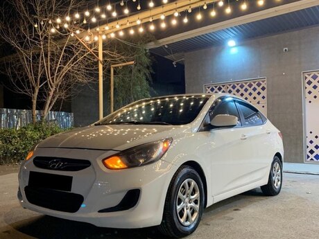Hyundai Accent, 2012 il