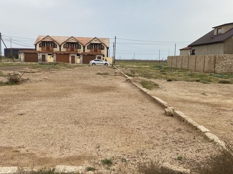 6 sot torpaq sahəsi, Suraxanı r.