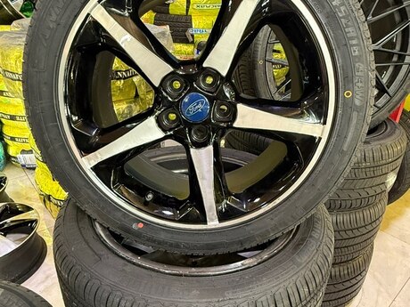 Ford təkərləri 235/45 R18 Ford təkərləri 235/45 R18