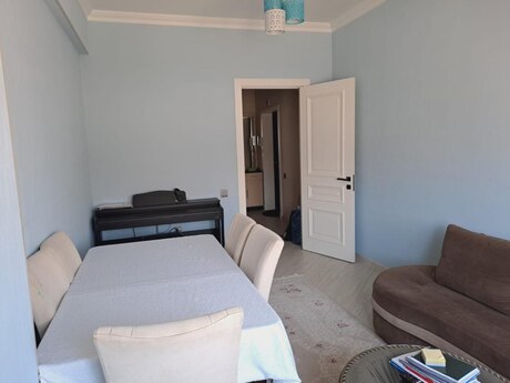 Bayılda 3 otaqlı yeni tikili mənzil satılır, 90 m², 260 000 AZN, şəkil 2 / 12