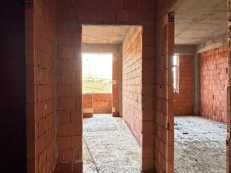 Qurtuluş 93 kompleksində 1 otaqlı yeni tikili mənzil satılır, 51 m², 68 000 AZN, şəkil 5 / 10
