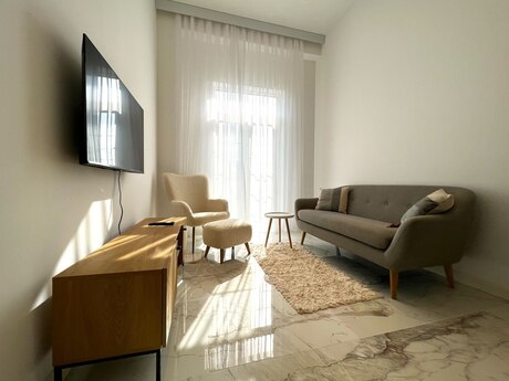 3 rooms · 65 m² · floor 5/7, Knightsbridge Residence White City