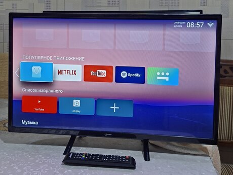 Televizor Starsat 82 Smart 2025 FullHD