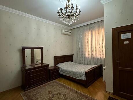 Avtovağzalda 8 otaqlı həyət evi kirayə verilir, 300 m², 2 200 AZN/ay, şəkil 5 / 12