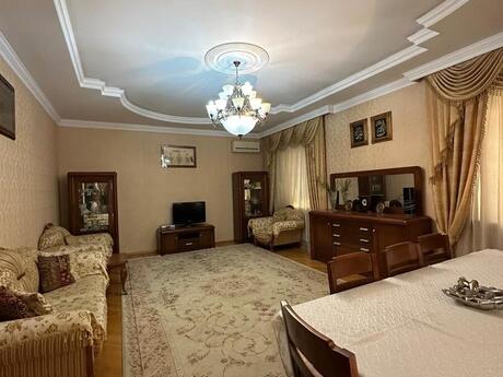 Avtovağzalda 8 otaqlı həyət evi kirayə verilir, 300 m², 2 200 AZN/ay, şəkil 2 / 12