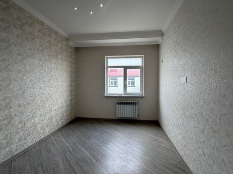 Qurtuluş 93 kompleksində 3 otaqlı yeni tikili mənzil satılır, 82 m², 79 000 AZN, şəkil 5 / 12