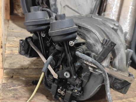 Mercedes 273 272 kollektoru Mercedes 273 272 kollektoru