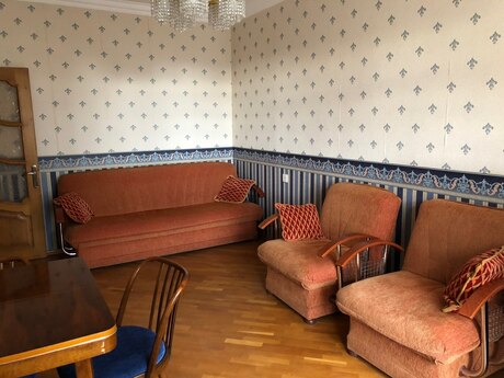Şah İsmayıl Xətaidə 3 otaqlı köhnə tikili mənzil kirayə verilir, 90 m², 900 AZN/ay, şəkil 4 / 10