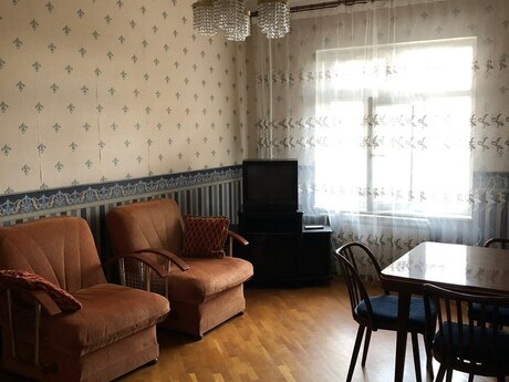 Şah İsmayıl Xətaidə 3 otaqlı köhnə tikili mənzil kirayə verilir, 90 m², 900 AZN/ay, şəkil 3 / 10