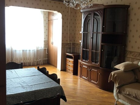 Şah İsmayıl Xətaidə 3 otaqlı köhnə tikili mənzil kirayə verilir, 90 m², 900 AZN/ay, şəkil 2 / 10