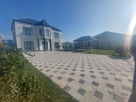 Buzovnada 8 otaqlı həyət evi satılır, 250 m², 390 000 AZN, şəkil 2 / 12