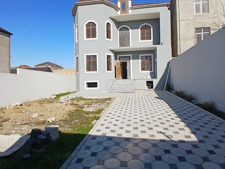 6 otaq · 250 m² · 1/1 mərtəbə, Masazır