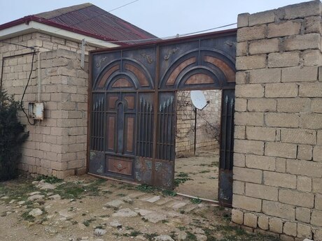 Zirədə 4 otaqlı həyət evi satılır, 110 m², 48 900 AZN, şəkil 2 / 12