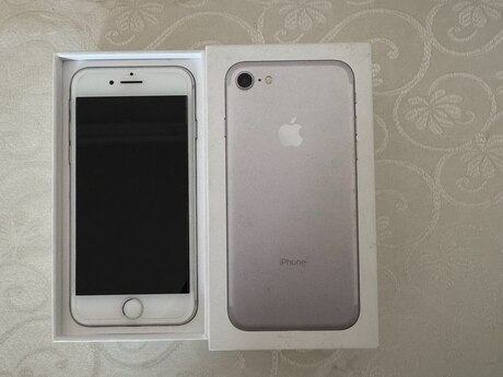 Apple iPhone 7 Silver 32GB
