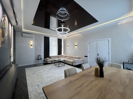 Emerald Palace kompleksində 3 otaqlı yeni tikili mənzil satılır, 150 m², 495 000 AZN, şəkil 2 / 12
