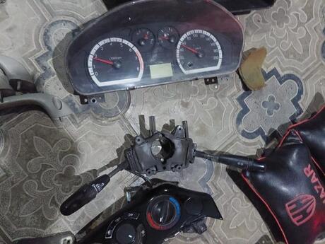 Chevrolet Nexia, Chevrolet Aveo, Ravon sürətlər paneli və sükanı